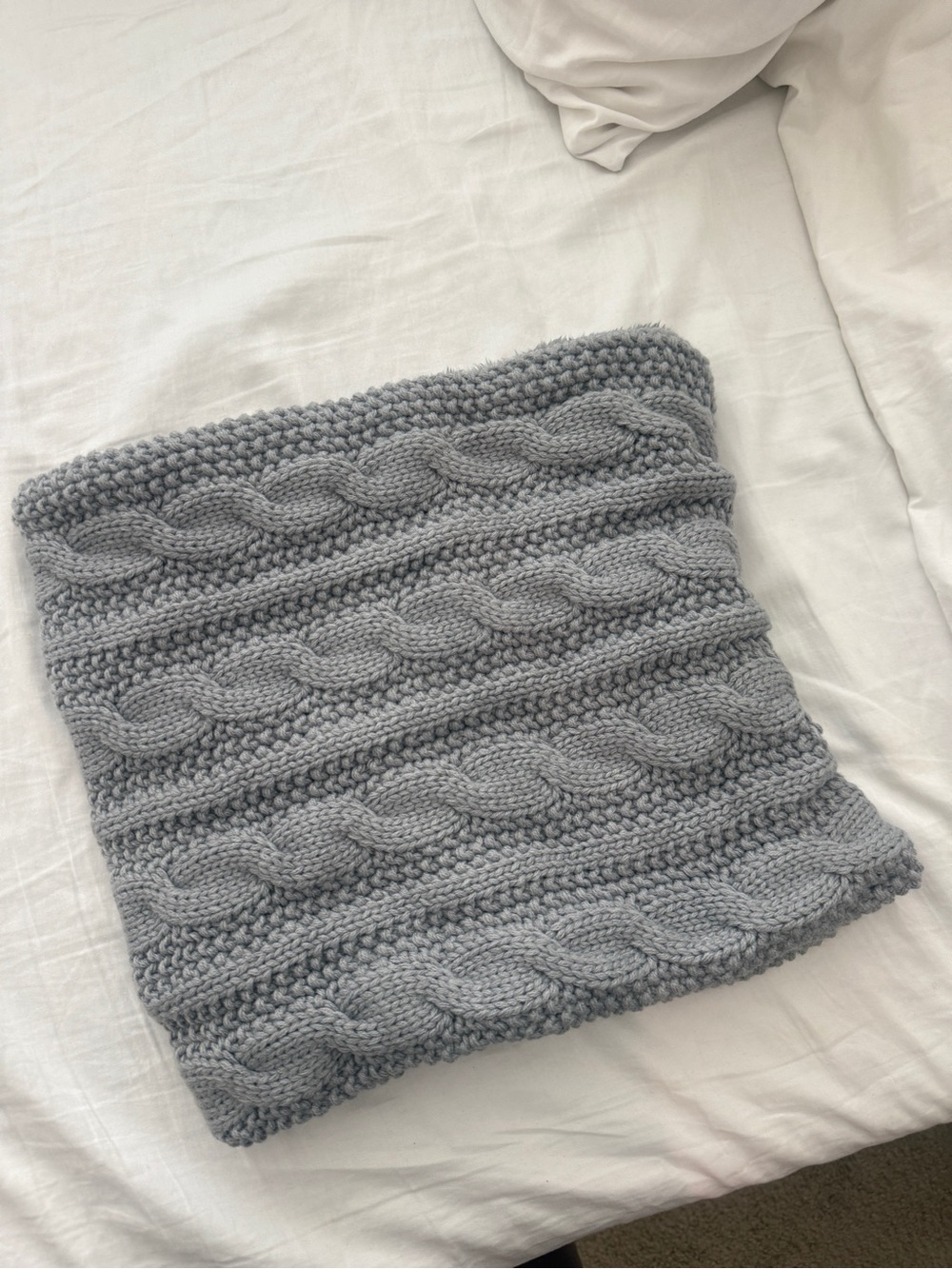 Knit Cable-Detail Neck Warmer/Scarf - Light Gray